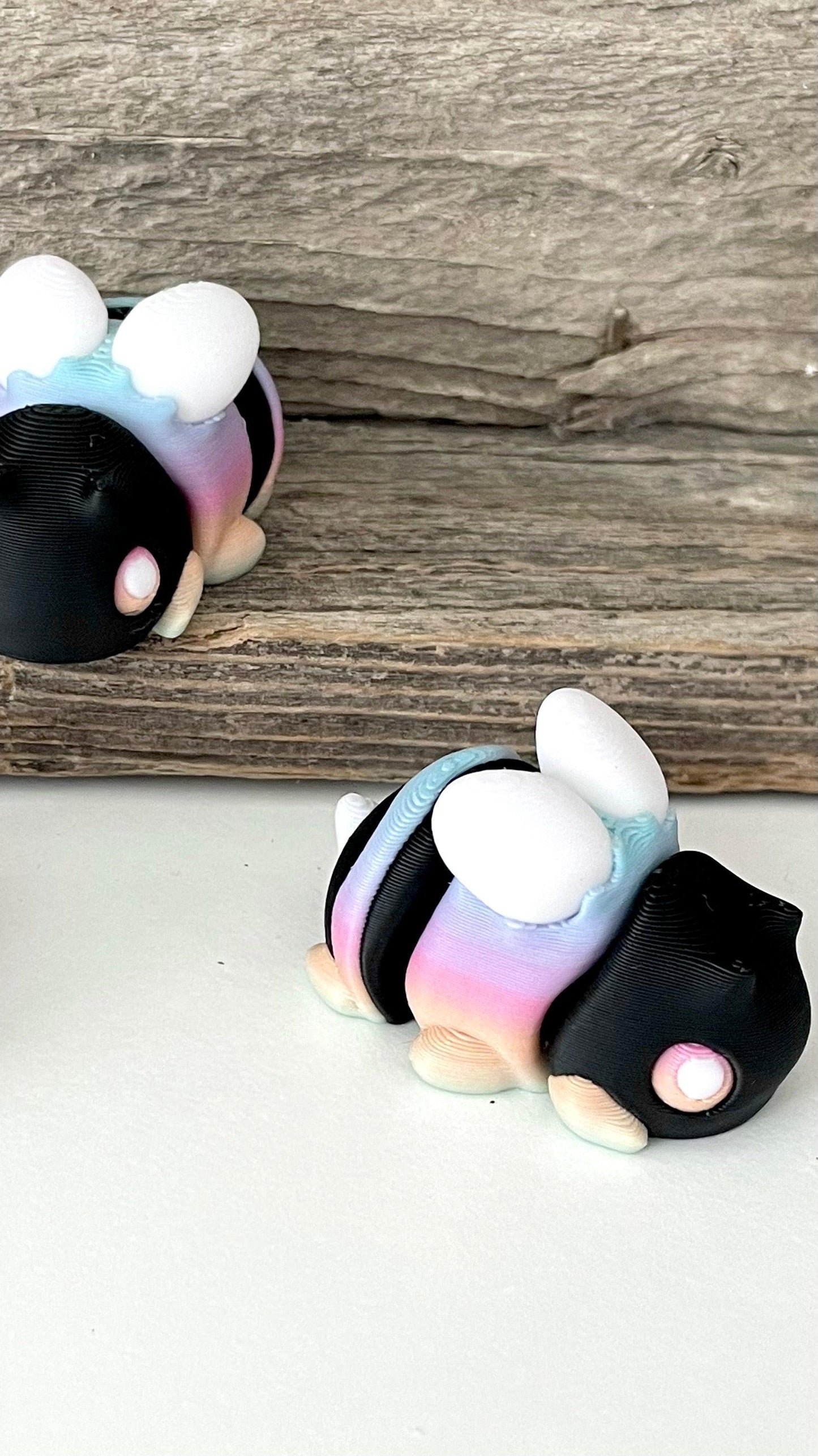 Mini Rainbow Bumblebees - Fantasy Forest 3D