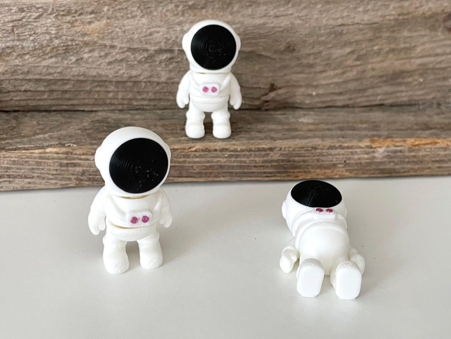 Mini Astronaut - Fantasy Forest 3D