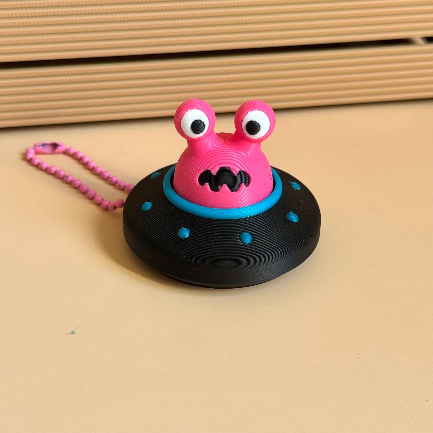 Alien Clicker and Fidget Spinner