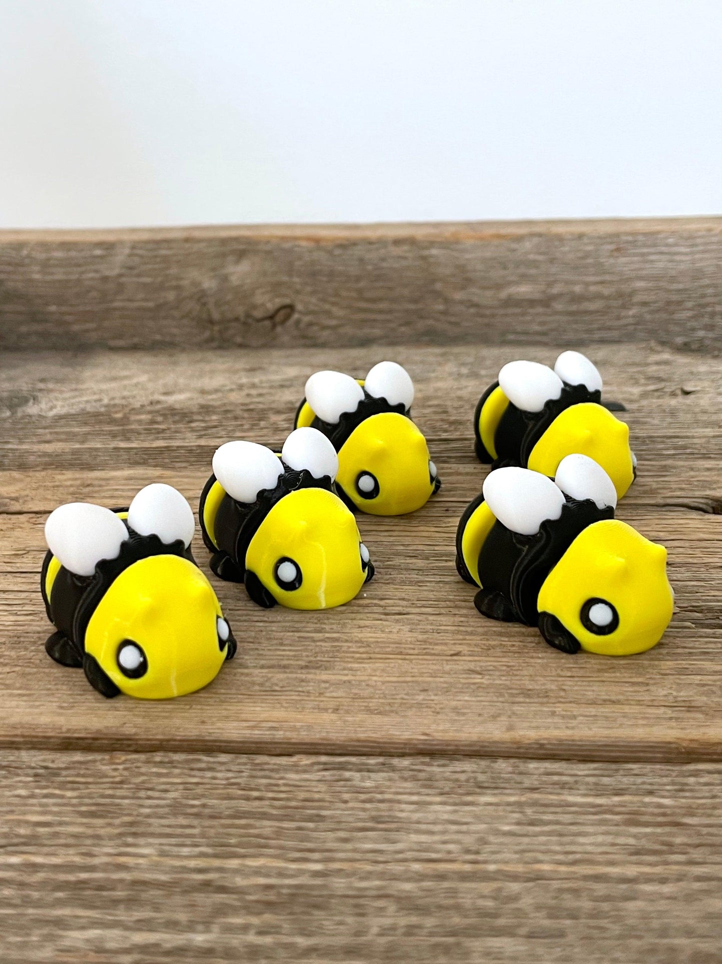 Mini Bumblebees - Fantasy Forest 3D