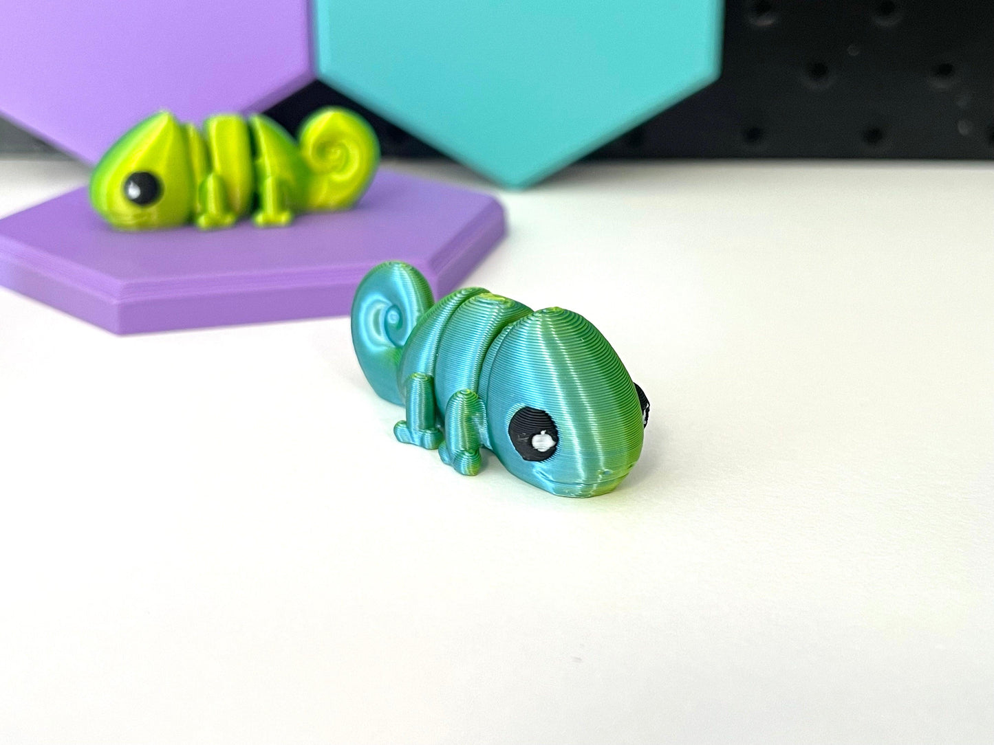 Mini Chameleons - Fantasy Forest 3D