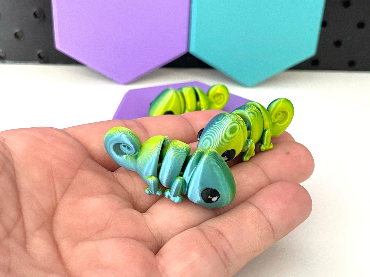 Mini Chameleons - Fantasy Forest 3D