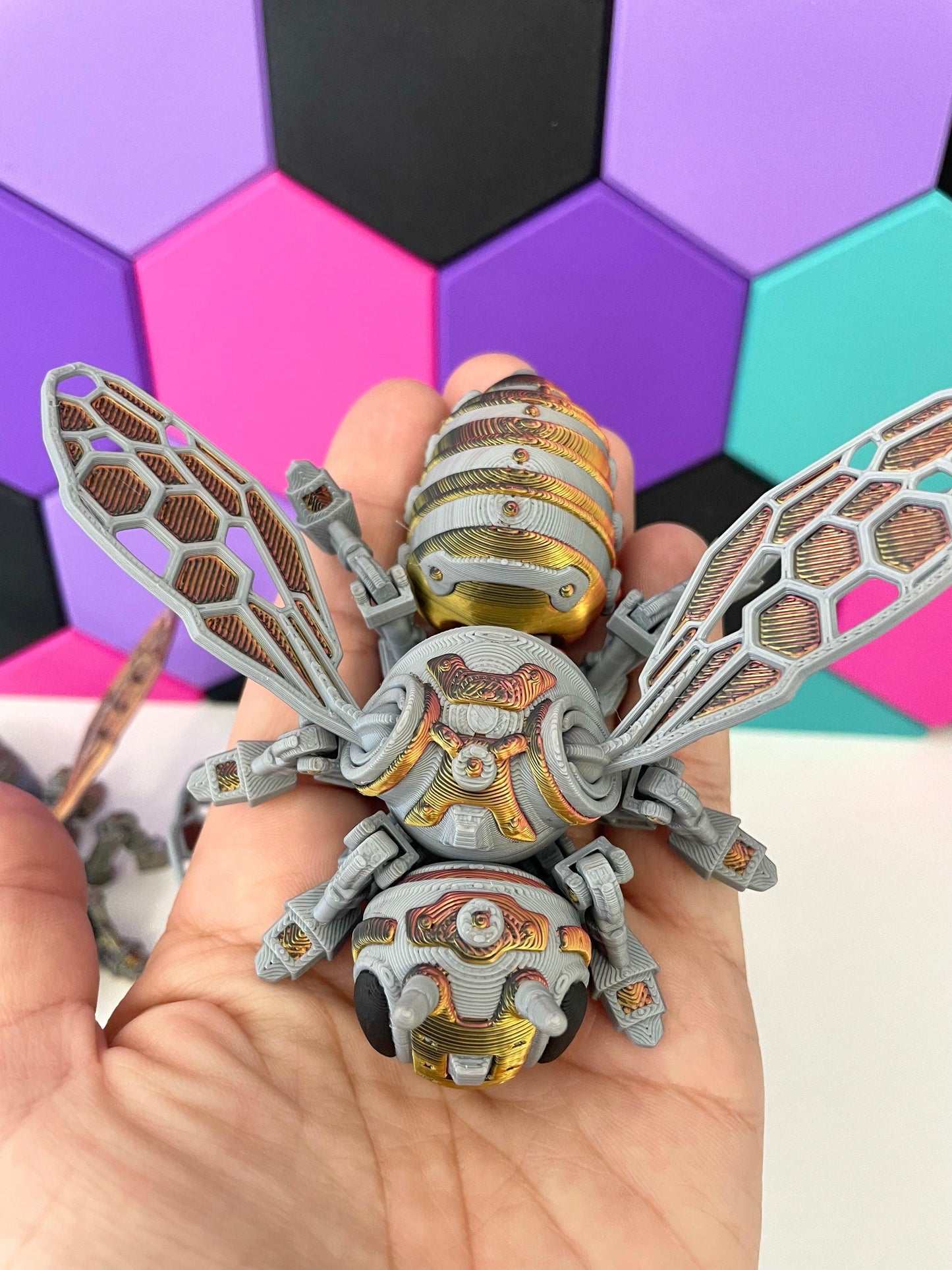 Mechanic Bee - Fantasy Forest 3D